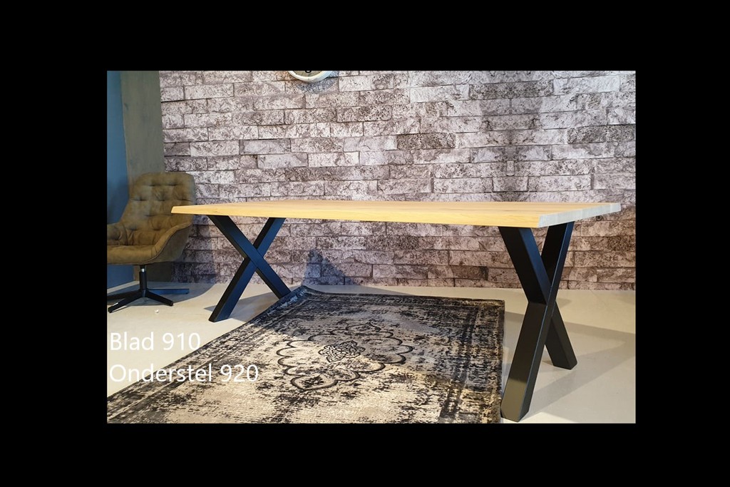 Dutch oak 910