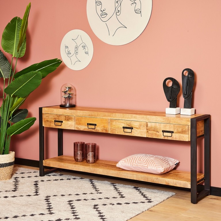 Britt sidetable